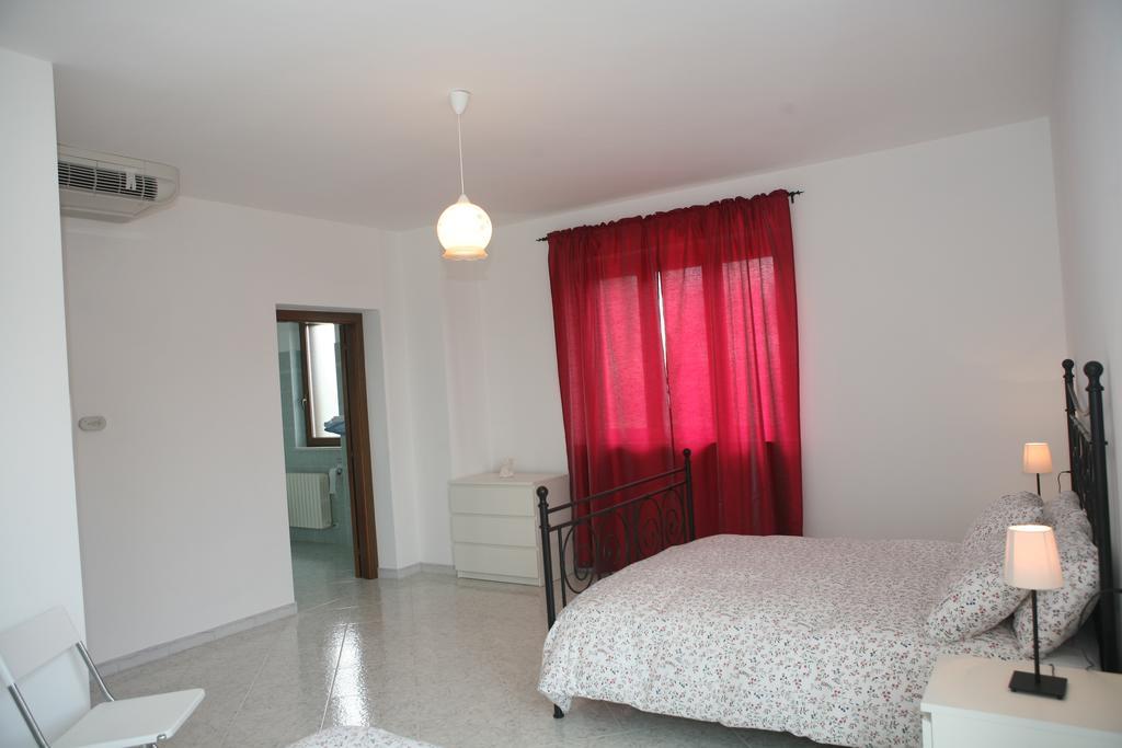 B&B La Collina Degli Ulivi Civitella Del Tronto Екстер'єр фото